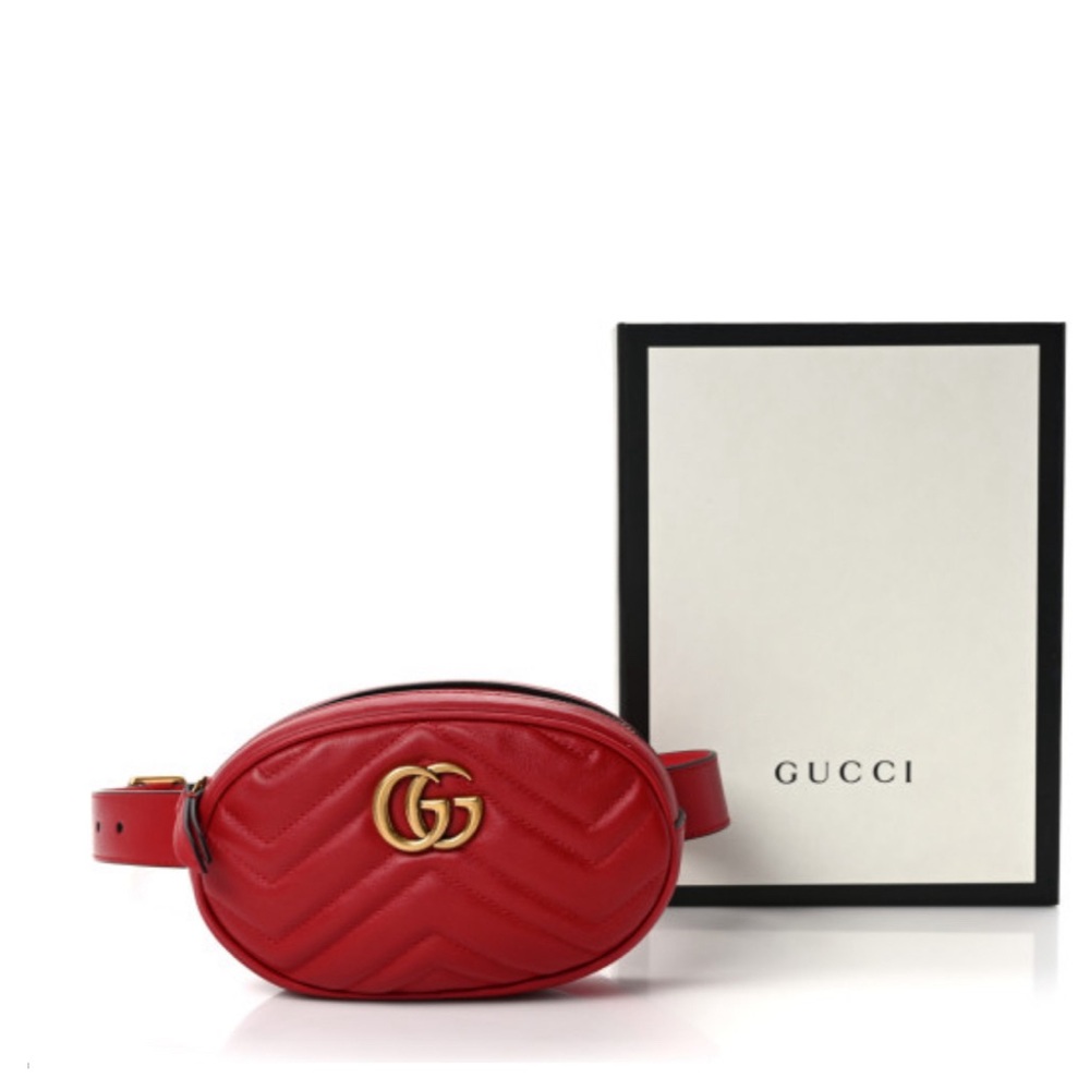 GUCCI Calfskin Matelasse GG Marmont Belt Bag sz 85/34. Vintage, Red. Fanny pack.